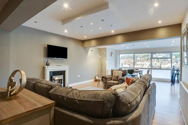 Number 3 Pier Road Apartment Whitby