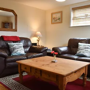 Hilltop Hideaway Whitby
